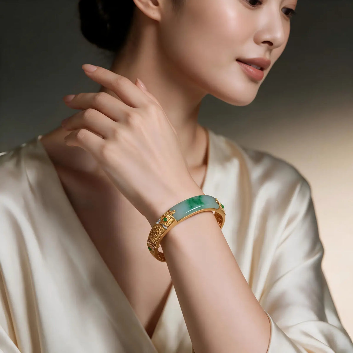 Burmese Imperial Green Floral Saddle Jadeite Bangle