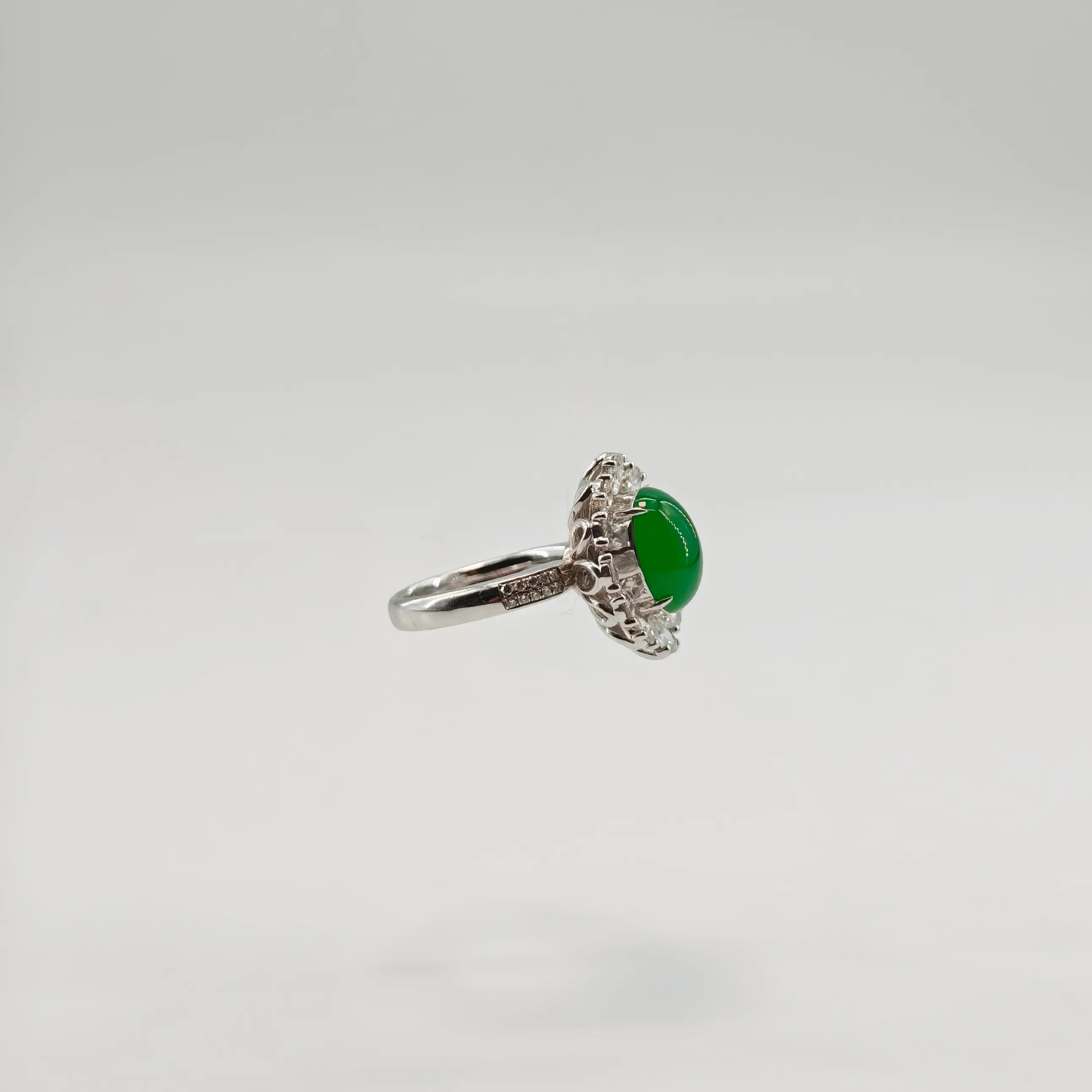 Myanmar Vibrant Green Cabochon Jadeite Ring